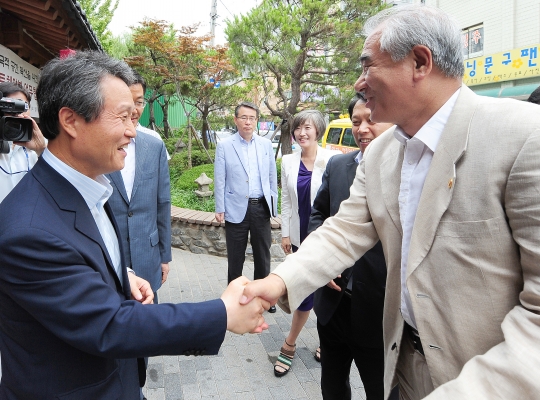 한옥 활성화를 위한 국토부-문화체육관광부 MOU체결 - 포토이미지