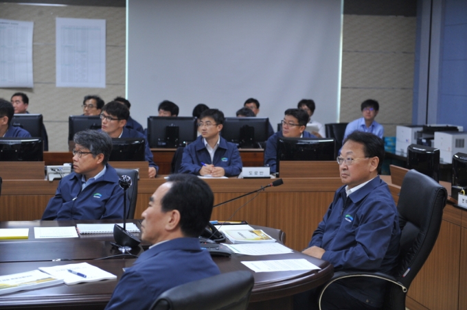 유일호 장관, 추석특별교통대책본부 준비상황 보고회의 - 포토이미지