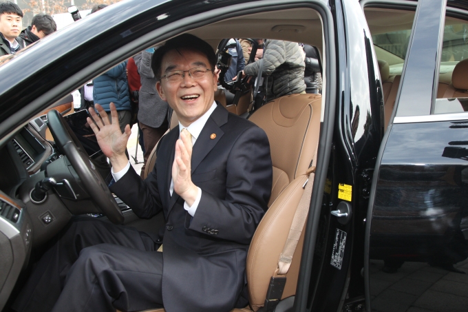 강호인 장관, 자율주행차 시험운행 제1호차 허가 기념식 - 포토이미지