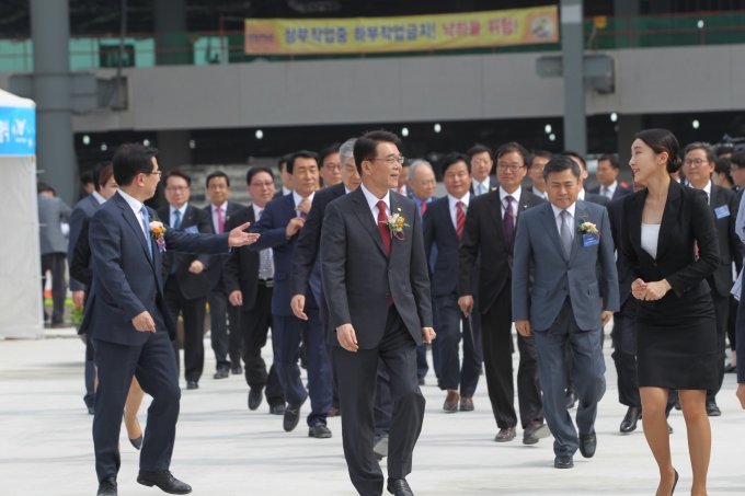 강호인 장관, 인천공항 제2여객터미널 상량식 - 포토이미지