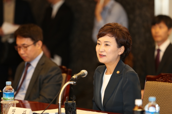 김현미장관, 건설 및 주택업계 간담회 주재 - 포토이미지