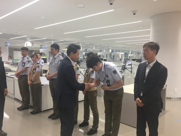 김정렬 차관, - 포토이미지