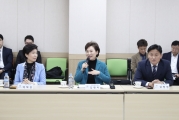 김현미 장관, 국토지리정보원, 호매실 지구 방문 - 포토이미지