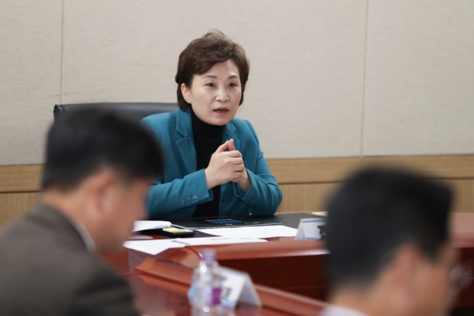 김현미 장관, 국토지리정보원, 호매실 지구 방문 - 포토이미지