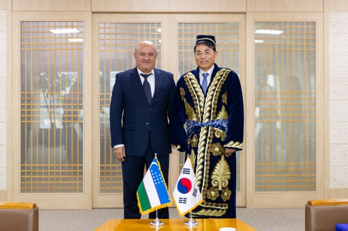 김정렬 차관,“우즈벡 교통부와 교통협력 첫 발 디뎌” - 포토이미지