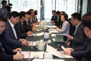 김현미 장관 “청년주택 등 맞춤형 주거지원 위한 맞손” 당부