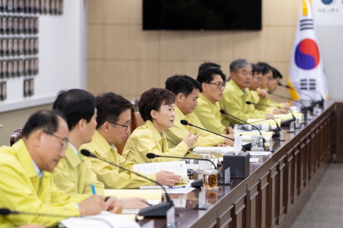 김현미 장관, “안전 최우선 가치…국민 불안 없는 실전적 재난 대비” 강조 - 포토이미지