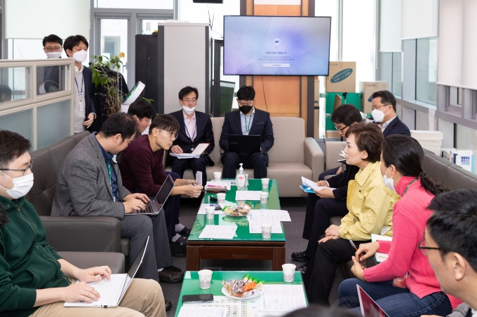 김현미 장관, 국토부 기자 간담회 - 포토이미지