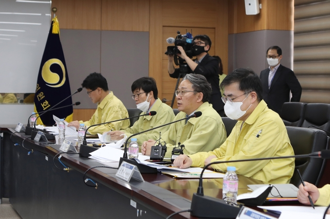 자동차보험제도 개선방안 발표 관계기관 간담회 - 포토이미지