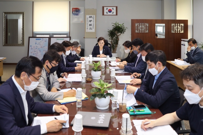 김현미 장관, “수요응답형 교통서비스 확산해나갈 것” - 포토이미지