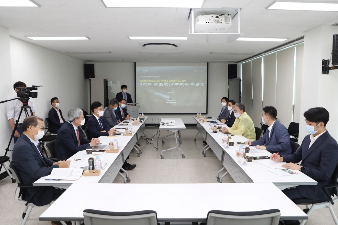 손명수 2차관 도로인프라 국가성능시험장 현장점검 - 포토이미지