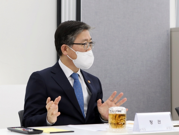 변창흠 장관 건설산업 및 신성장동력육성 간담회 - 포토이미지