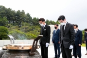 국토교통부 장관 대전 현충원 참배 - 포토이미지