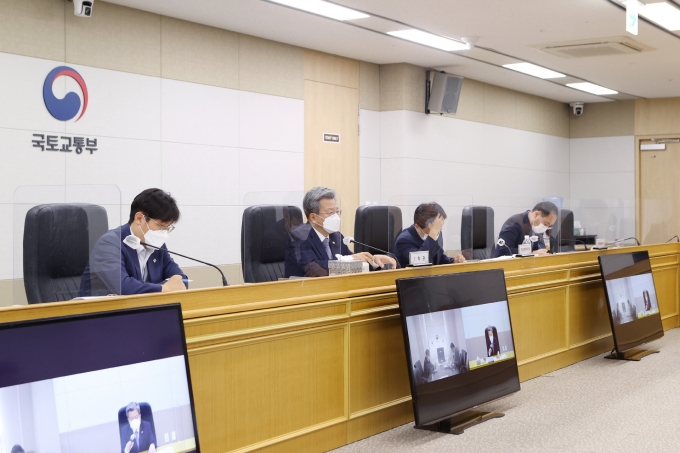 이원재 제1차관, 국토교통 물가안정 TF 회의 - 포토이미지