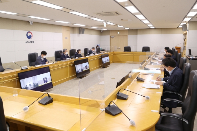 이원재 제1차관, 국토교통 물가안정 TF 회의 - 포토이미지