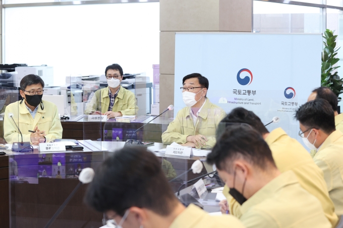 어명소 2차관 화물연대 집단운송거부 대비 관계기관 대책회의 - 포토이미지