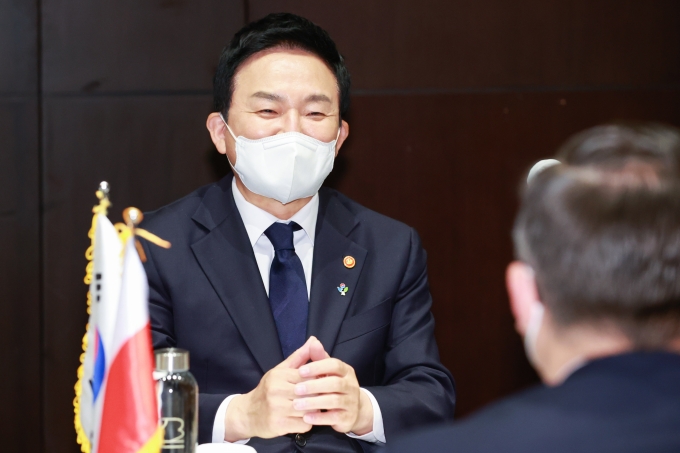원희룡 장관, 폴란드 신공항특명전권대표단 면담 - 포토이미지