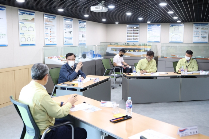 어명소 제2차관, 서울세종 고속도로 현장점검 - 포토이미지