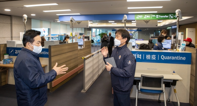 원희룡 장관, 중국발 입국객 철저히 관리 - 포토이미지