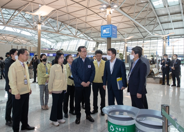 어명소 차관 공항 전 구역 빈틈없는 보안체계 가동에 총력 - 포토이미지