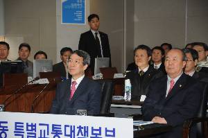정부합동 특별대책본부 정운찬 국무총리 방문 - 포토이미지