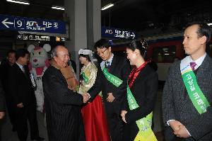 정종환장관, 설 연휴 용산역 방문 관계자 격려 및 순시