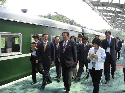 남북열차 시험운행(금강산 청년역~제진역간) (2007/05/18) - 포토이미지