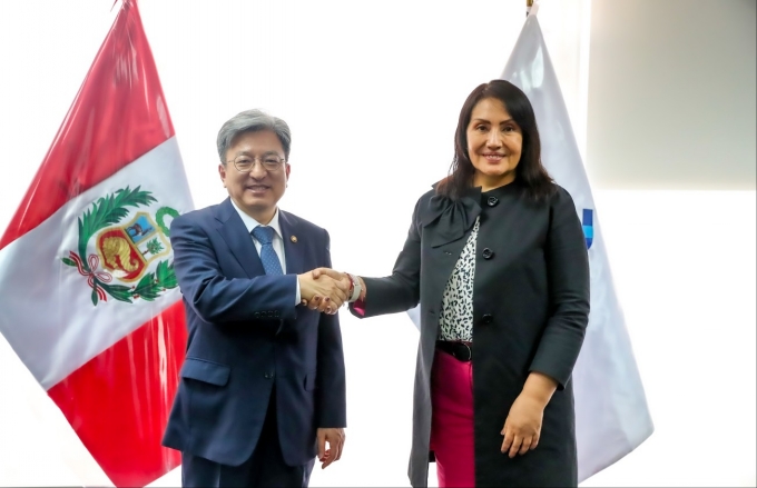 Seeking to Extend and Expand Overseas Construction in Peru by Vice Minister LEE Won-jae of MOLIT 포토이미지