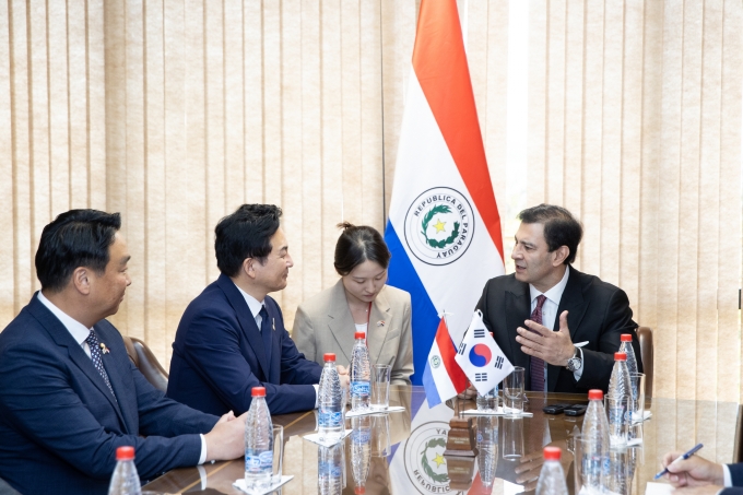 To Strengthen Infrastructure Cooperation with New Paraguayan Government 포토이미지