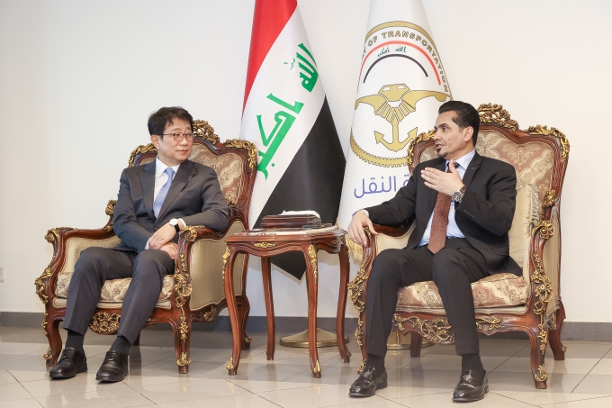 Meeting with Iraqi Minister of Transport Razazzaq Muhaibis al-Saadawi 포토이미지
