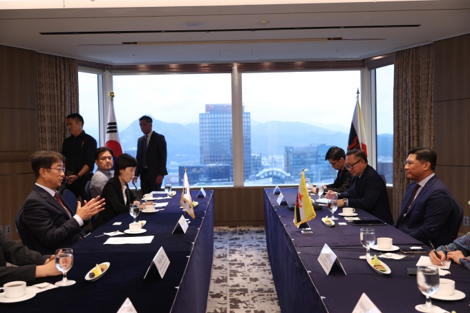 Ministerial Meeting between Korea and Brunei 포토이미지