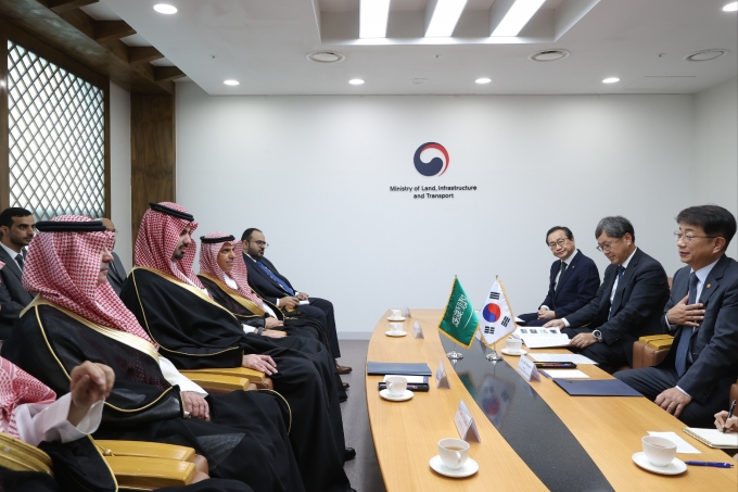 Discussion on Development Measures for Riyadh, Saudi Arabia 포토이미지
