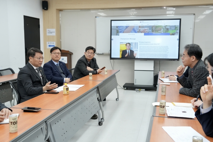 Reinforcing Urban Railway Cooperation between Korea and Vietnam 포토이미지