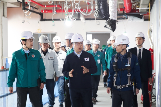Calling for Unwavering Safety Vigilance at Construction Sites 포토이미지