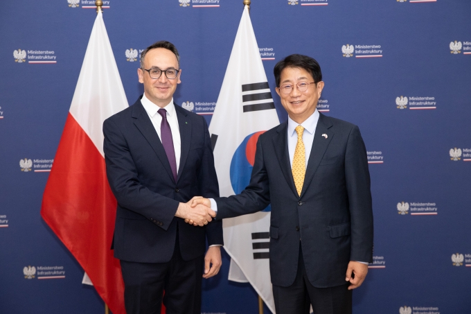 Bilateral Meetings with Poland and Ukraine 포토이미지
