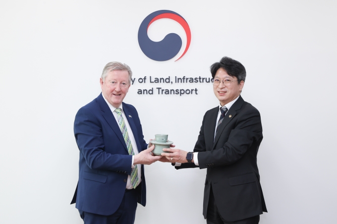 Bilateral Cooperation with Ireland in the Transport Sector 포토이미지