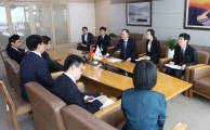 국토교통부를 찾은 중국 수리부 부부장