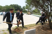 기념식수