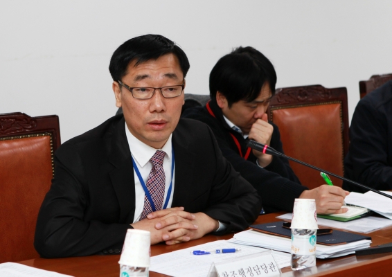 발언하는 어명소 창조혁신담당관 - 포토이미지
