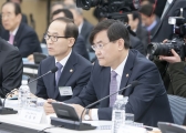 업무보고를 하고 있는 서승환 장관