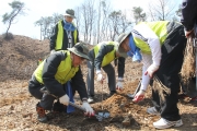 서승환 장관, 국민이 행복한 나무심기 행사 참여
