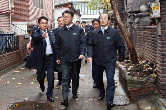 강호인 장관, 서민 주거복지현장 방문 - 포토이미지