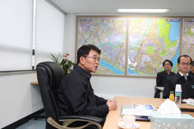 강호인 장관, 서민 주거복지현장 방문 - 포토이미지