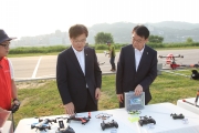 강호인 장관의 신산업육성을 위한 드론 시연행사 참가