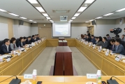김현미 장관, 국가공간정보위원회 주재