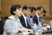 김현미 장관, “BMW 화재원인 올해 안 조사 완료” 밝혀