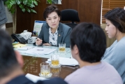 김현미 장관, “청년층 주거 고민 함께 나눠질 것”지원 강화 약속
