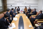 김현미 장관, 해리스 주한 미국 대사와 면담