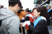 김현미 장관, 기흥휴게소 교통안전캠페인