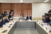김현미 장관, 버스노조 노동쟁의 조정 신청에 따른 합동 연석회의 개최